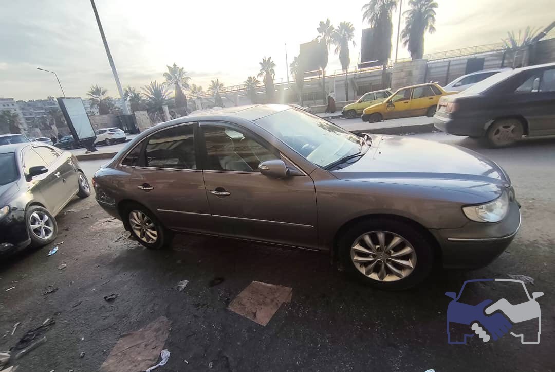 هيونداي أزيرا