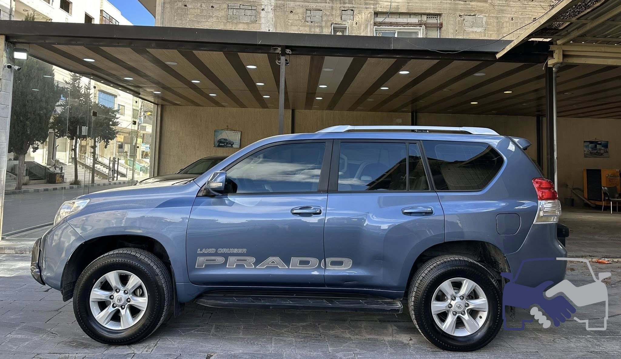 تويوتا برادو لاند كروزر