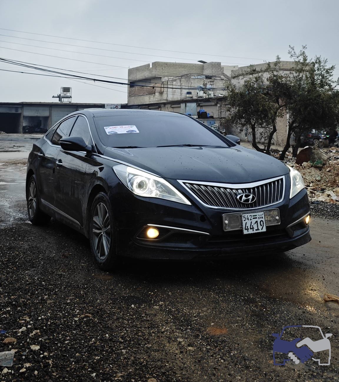 هيونداي أزيرا ميديل