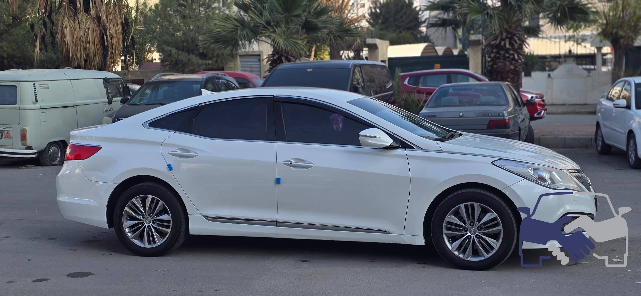 هيونداي أزيرا