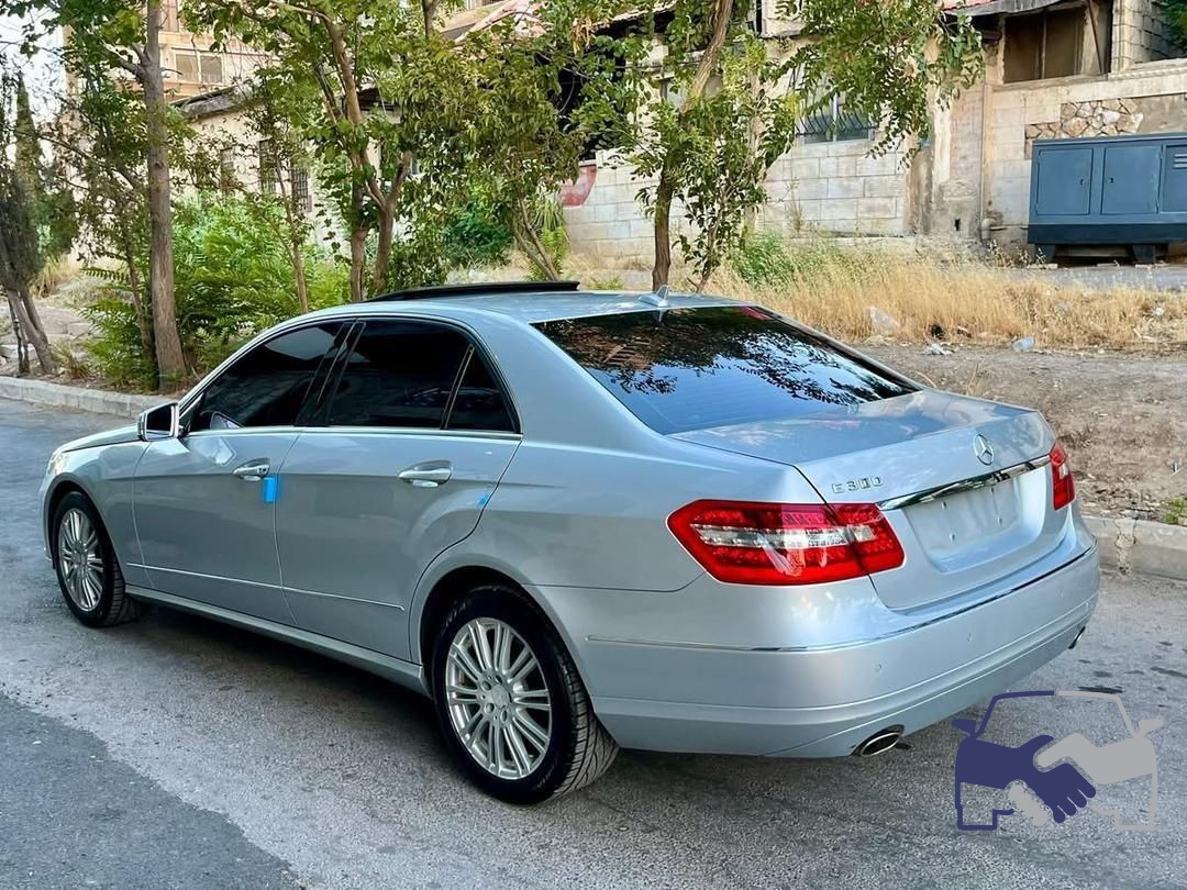 مرسيدس E300